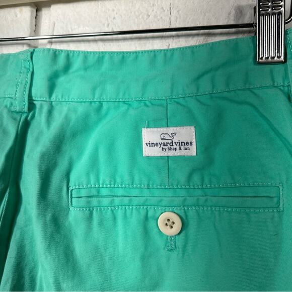 Vineyard Vines Club Short Size 34 - Picture 4 of 8